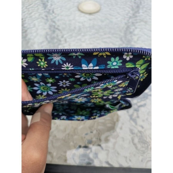 Vera Bradley wristlet wallet - Picture 5 of 6